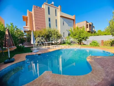Beautifully furnished villa with pool – Targa