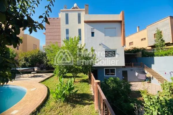 Beautifully furnished villa with pool – Targa