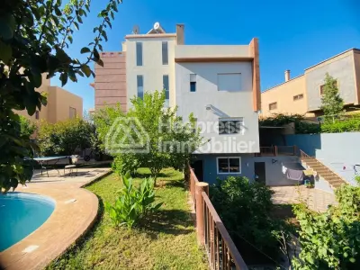 Beautifully furnished villa with pool – Targa