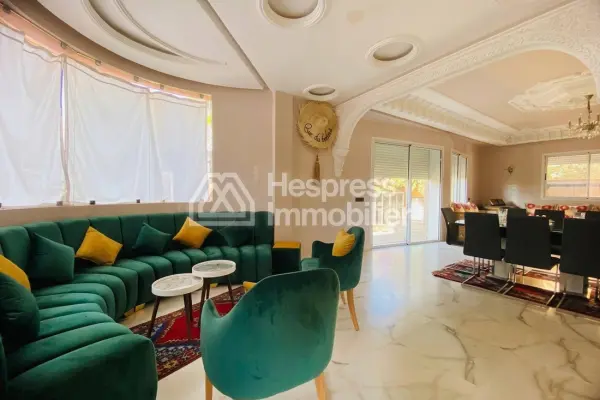 Beautifully furnished villa with pool – Targa