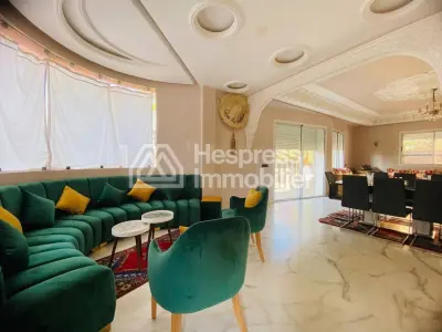 Beautifully furnished villa with pool – Targa