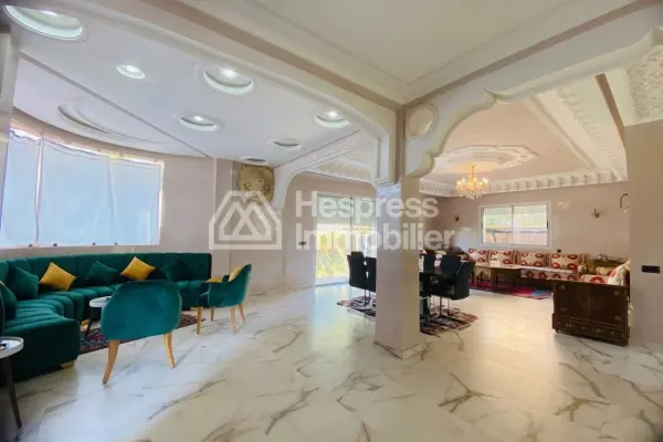 Beautifully furnished villa with pool – Targa