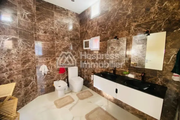 Beautifully furnished villa with pool – Targa