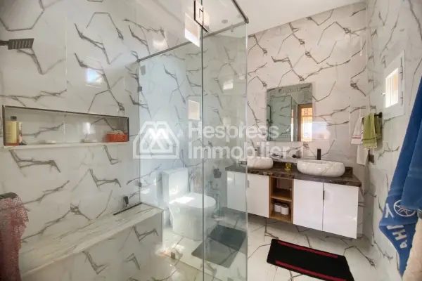 Beautifully furnished villa with pool – Targa