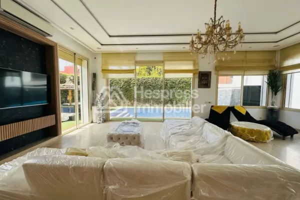 Stunning modern villa with private pool in Hay Targa