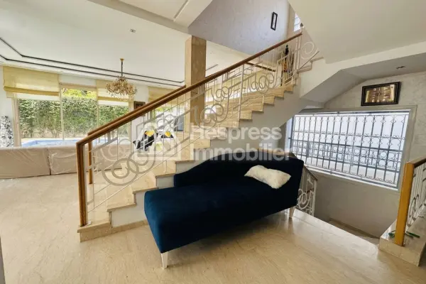 Stunning modern villa with private pool in Hay Targa