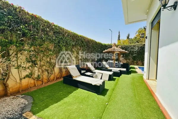 Stunning modern villa with private pool in Hay Targa