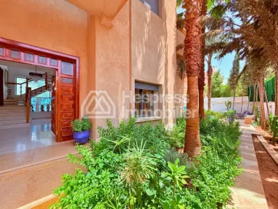 Beautiful 4-bedroom villa with private pool in Targa