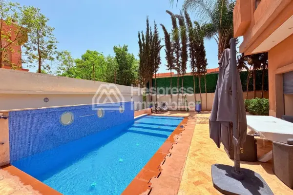 Beautiful 4-bedroom villa with private pool in Targa