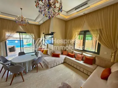 Beautiful 4-bedroom villa with private pool in Targa