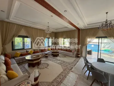 Beautiful 4-bedroom villa with private pool in Targa