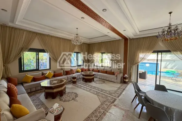Beautiful 4-bedroom villa with private pool in Targa