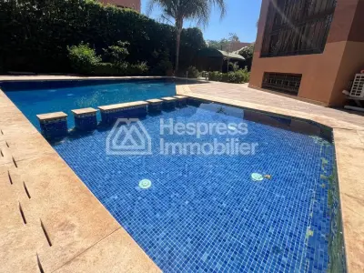 Villa 4 chambres piscine privée résidence sécurisé