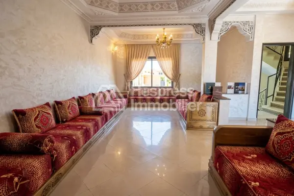 4-bedroom villa with private pool and secure residence