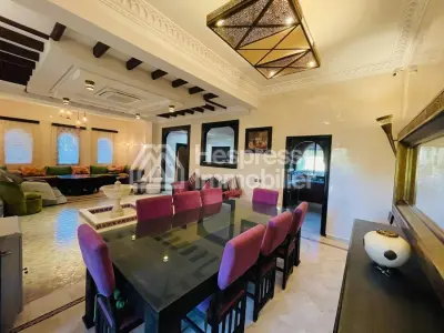 Belle villa sur résidence sécurisée avec piscine