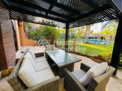 Belle villa sur résidence sécurisée avec piscine