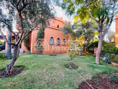 Belle villa sur résidence sécurisée avec piscine