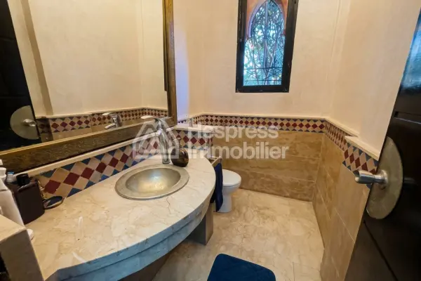 Beautiful villa in a secure residence with swimming pool