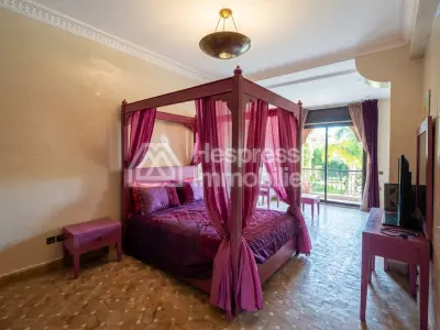 Belle villa sur résidence sécurisée avec piscine