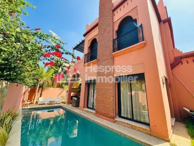 Magnifique villa avec piscine privée sur résidence