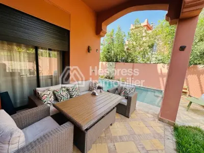 Magnifique villa avec piscine privée sur résidence