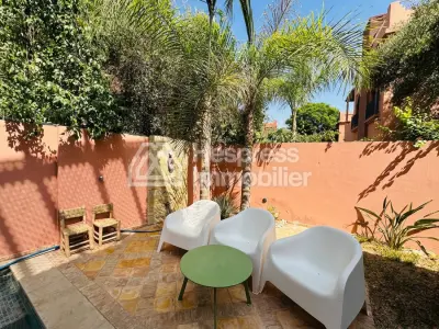 Magnifique villa avec piscine privée sur résidence