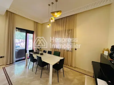 Magnifique villa avec piscine privée sur résidence