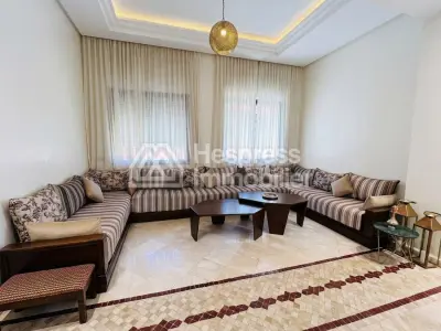 Magnifique villa avec piscine privée sur résidence