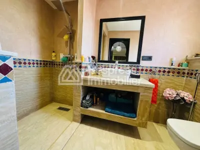 Magnifique villa avec piscine privée sur résidence
