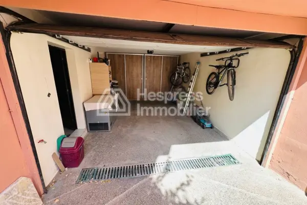 Magnificent villa with private pool in a gated community