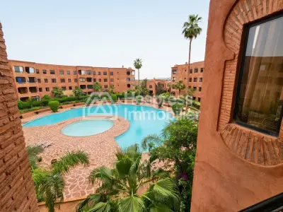 شقة جميلة في مجمع سكني آمن مع مسبح