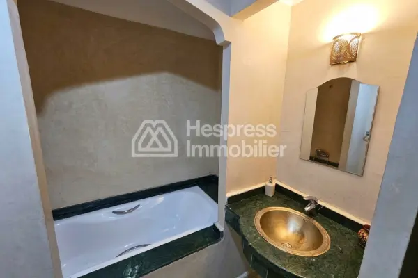 Beautiful apartment in a secure residence with a swimming pool