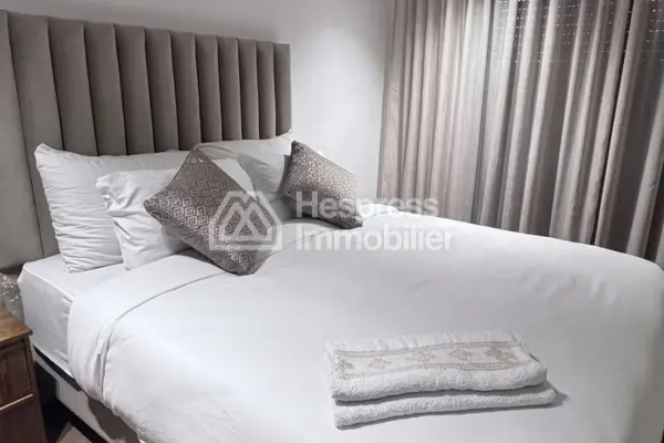 Luxury studio apartment for rent at 8500 dh