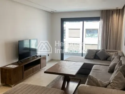 Luxury studio apartment for rent at 8500 dh