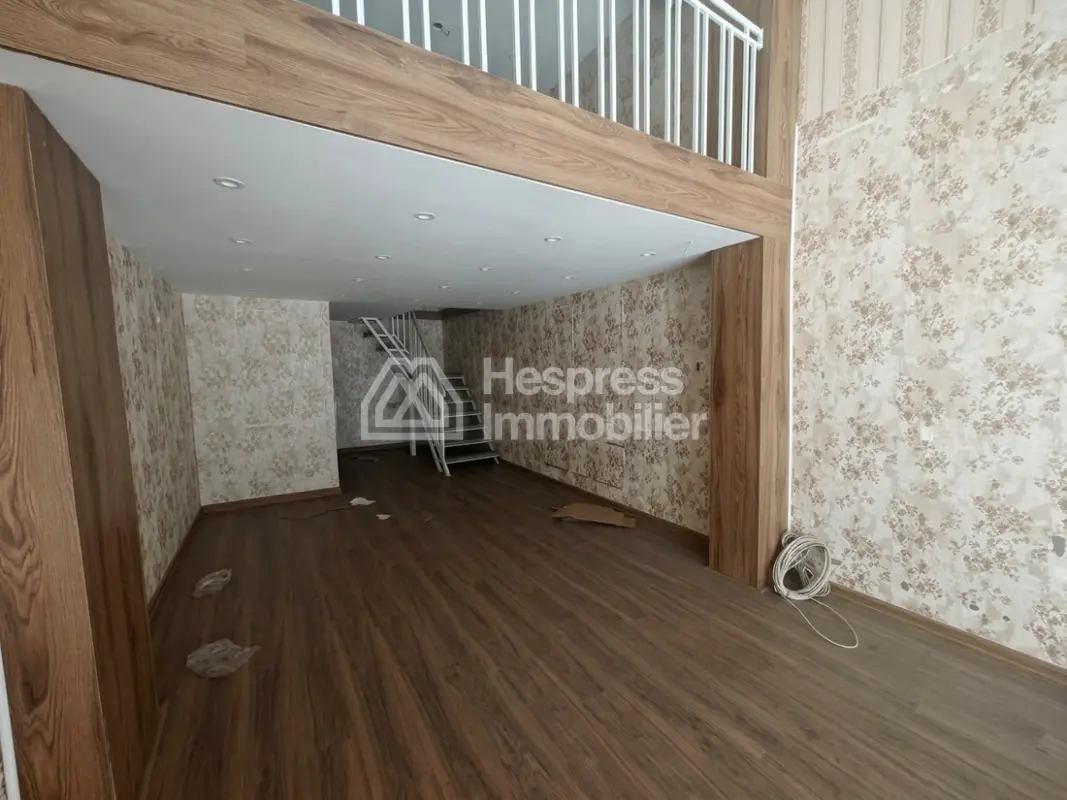 Magasin commercial de 59 m² à louer