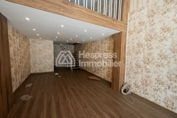 Magasin commercial de 59 m² à louer