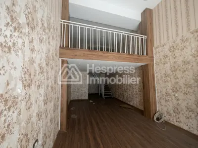 Magasin commercial de 59 m² à louer