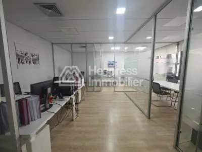 Fitted office space of 81 m² for sale