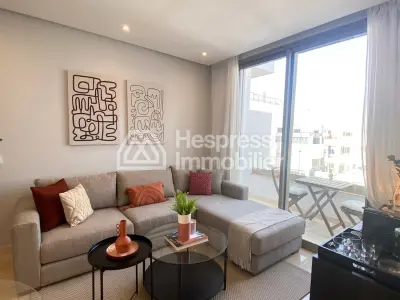 شقة رائعة للإيجار في بورغون الغربية . غرفة واحدة. مصعد وموقف سيارات