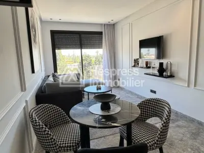 Superbe studio meublé à louer à Oasis