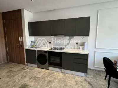 Superbe studio meublé à louer à Oasis