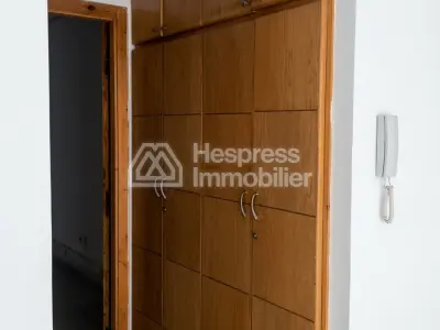 Bureau de 75 m² à louer à Maarif 7000 dh