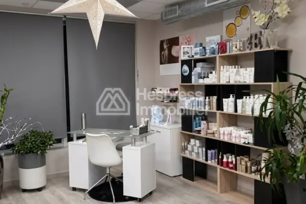 Beauty salon equipped at Racine