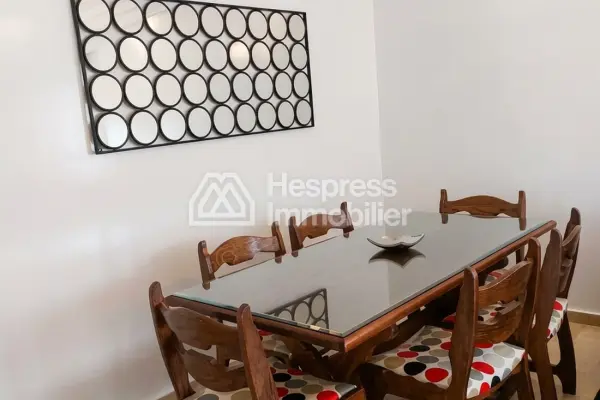 Furnished apartment with terrace for rent