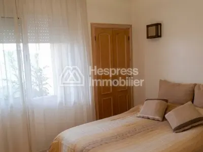Furnished apartment with terrace for rent