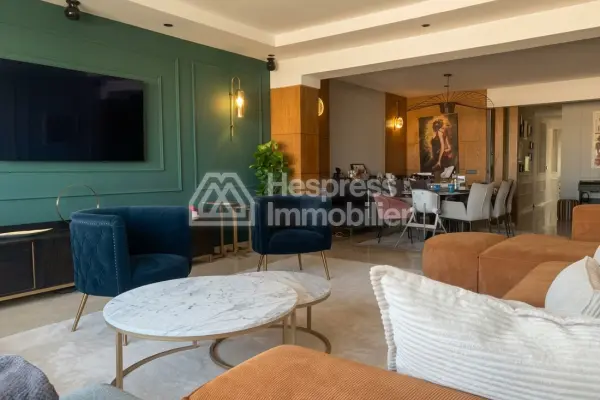 Superb furnished 4-bedroom apartment for rent