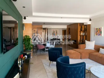 Superbe appartement meublé de 4 chambres à louer