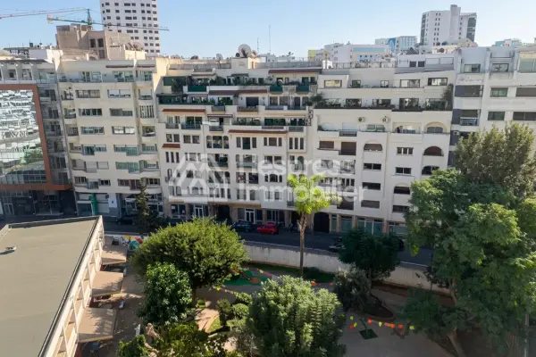Superb furnished 4-bedroom apartment for rent