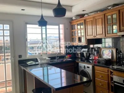 Superbe appartement meublé de 4 chambres à louer