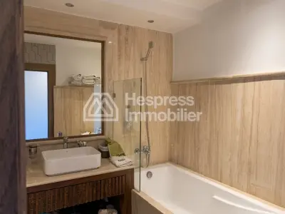 Superbe appartement meublé de 4 chambres à louer